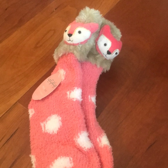 Super soft fox Sox! - Picture 2 of 6